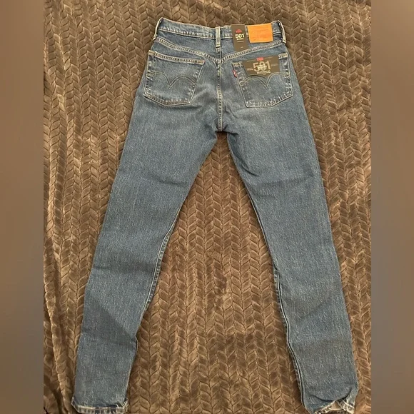 Levi's® Premium
501® SKINNY WOMEN'S JEANS - Picture 2 of 8